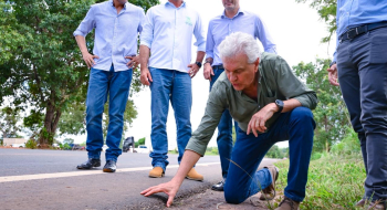 Caiado conclui 100% de integração asfáltica com pavimentação da GO-154 em Bonópolis